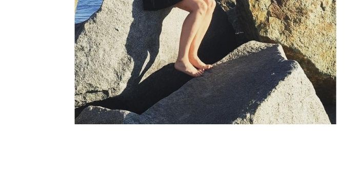 pics Jenna Fischer feet & legs 8