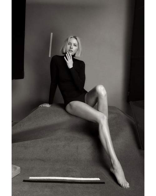 pics Naomi Watts a feet & legs