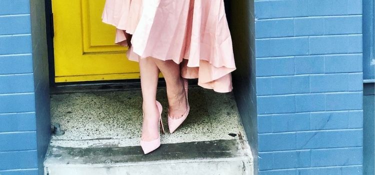 pics Katherine Heigl feet & legs