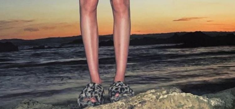 pics Alissa Violet feet and legs