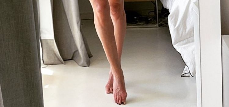 pics Andrea Burstein feet and legs
