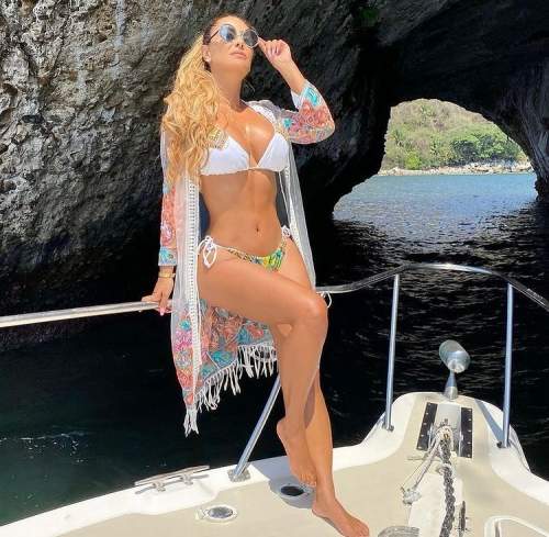 pics Ninel Conde Feet and Legs